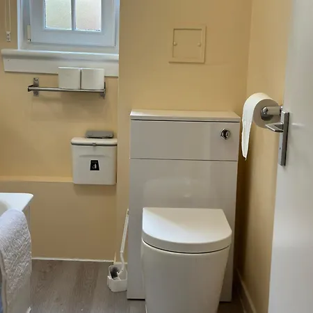 Apartment One With Parking Space Edinburgh
