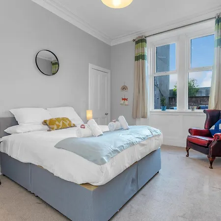 Bright Large Bedroom Br1 Homestay *