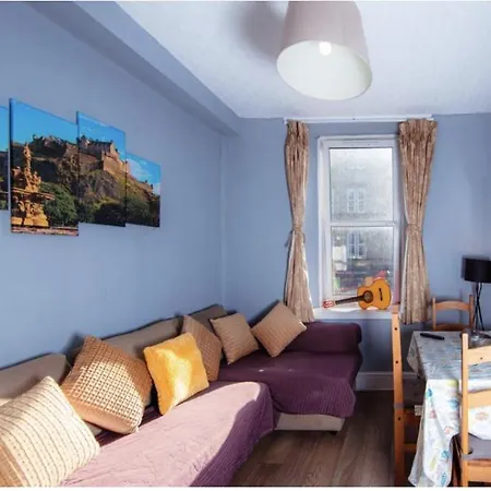 Apartment Warm & Welcoming City Center - Meadows! 2