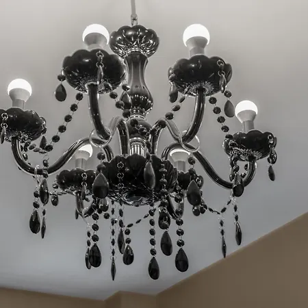 Cosy, Stylish Bedroom For Business And Work Travellers