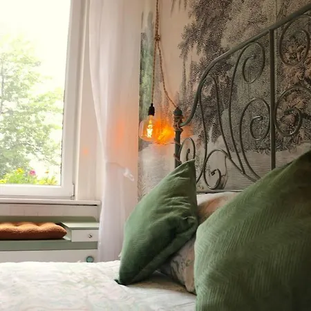 Seaside Historic Edinburgh