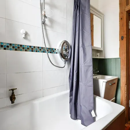 Apartamento Guestready - Comfortable 1bed In Leith
