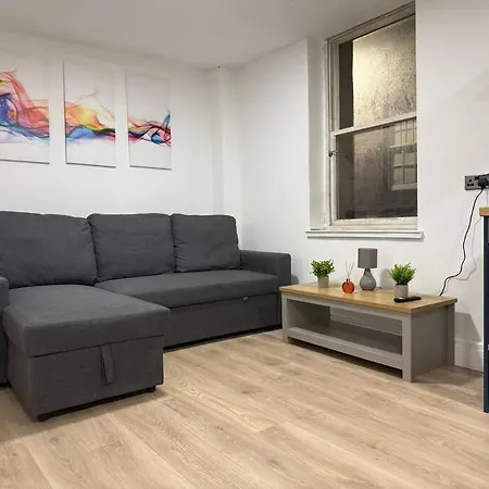 شقة Modern 1 Bedroom - 5 Min Walk From Princess Street Eb1