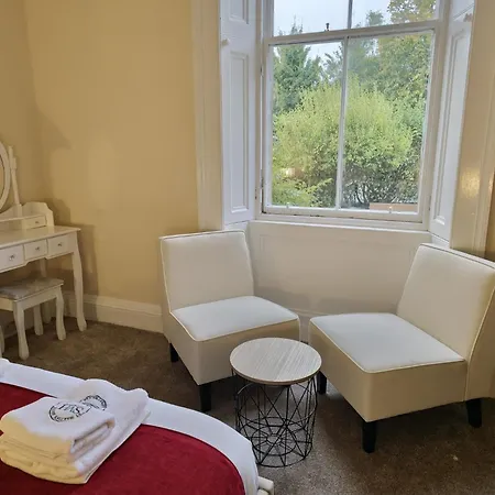 The Kew Guest house *