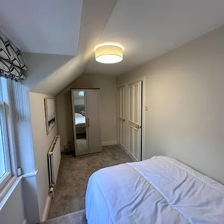 Stylish Murrayfield Sanctuary Apartmán
