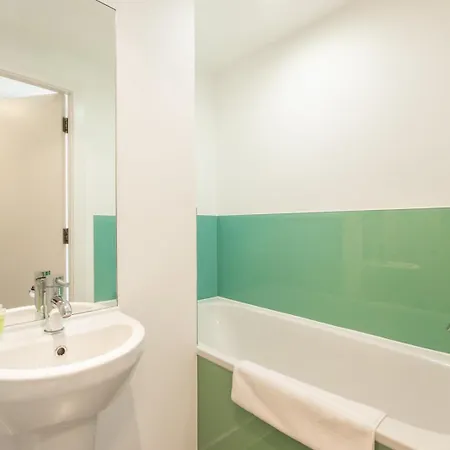 Guestready - Modern Near Craigmillar Area *