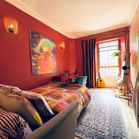 1 Bed - 10 Min Walk To Castle * Edimburgo