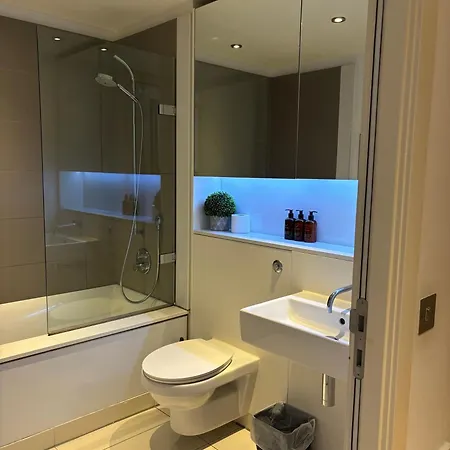 Executive Quartermile Near To Castle University With Park View Apartmán *