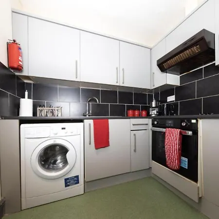 Warm & Welcoming City Centre Apt - Meadows 4! Διαμέρισμα