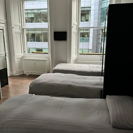 Lothian Rd Apartment Edinburgh