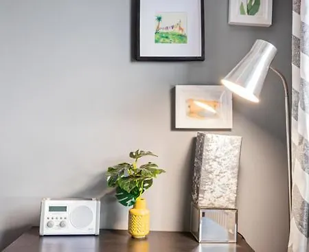 Pass The Keys Cosy Flat Apartment *