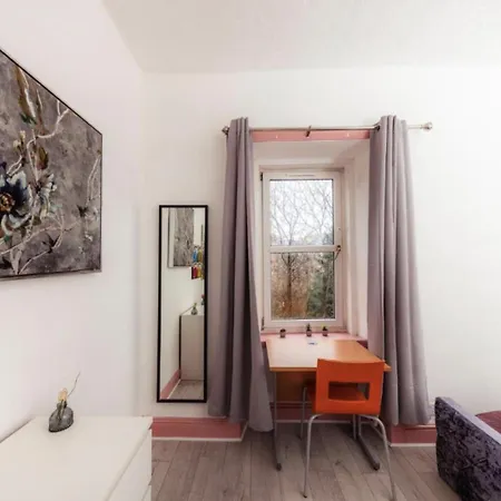 Warm & Welcoming City Centre Apt - Meadows 11! Daire Edinburgh