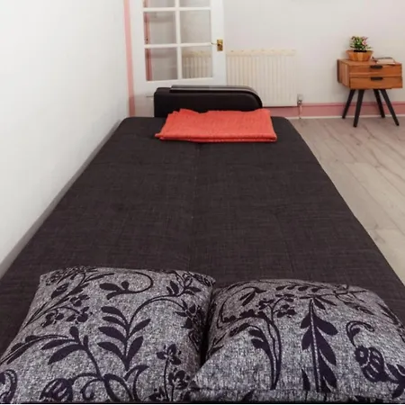 Warm & Welcoming City Centre Apt - Meadows 11! * Edinburgh