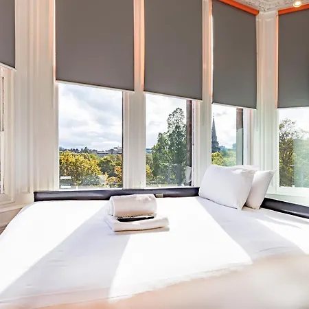 Hotel Easyhotel 2*