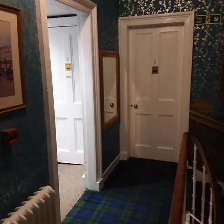 Ivy House * Edinburgh