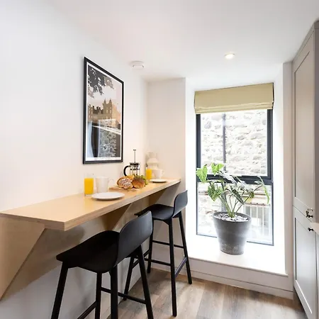 Argyl - Abbey Gate Near Holyrood * Édimbourg