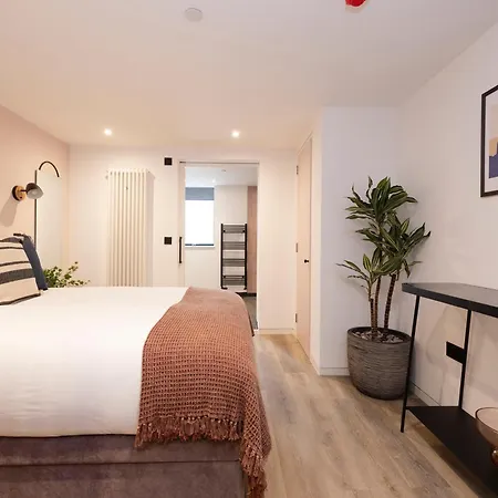 Charming Near Holyrood Park & Calton Hill Edinburg