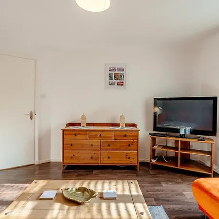 Fab Centre Flat Апартаменты Эдинбург