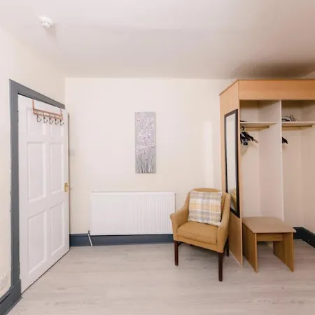 Daire Warm & Welcoming City Centre Apt - Meadows 3! Edinburgh