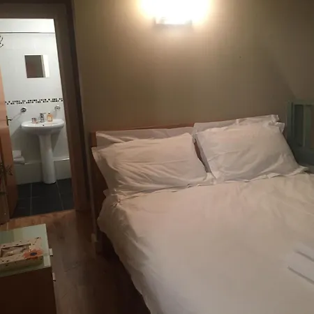 Drummond Apartment *