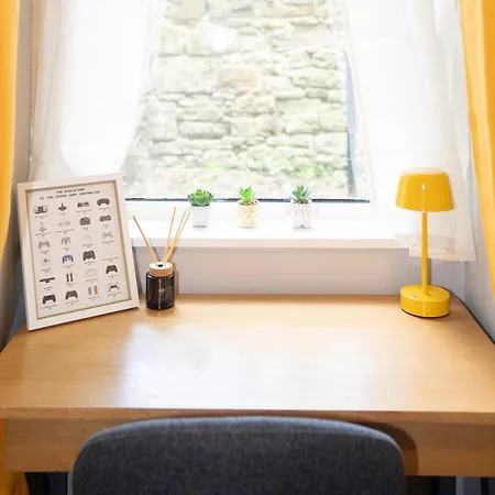 Apartment Stylish In 5 Beds 3 Bedrooms