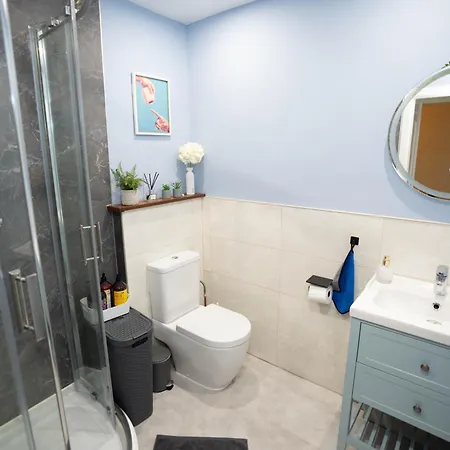 Lägenhet Stylish In 5 Beds 3 Bedrooms *