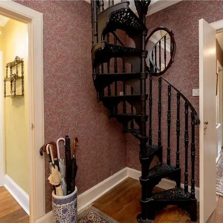 Stunning 5br Royal Mile Penthouse