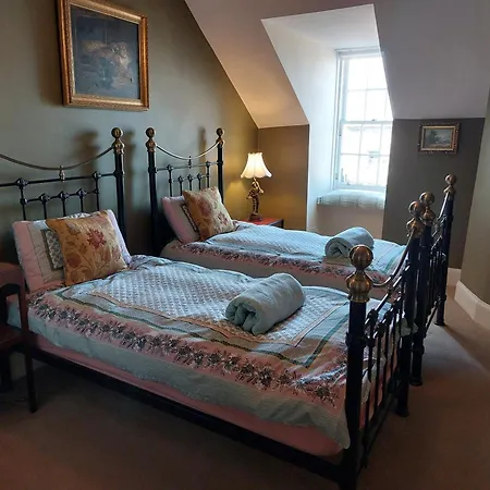 Stunning 5br Royal Mile Penthouse *