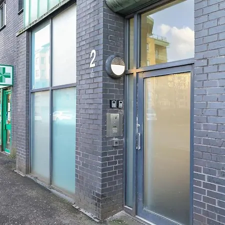 Апартаменты Waterfront Castle View 3 Bed Free Parking *