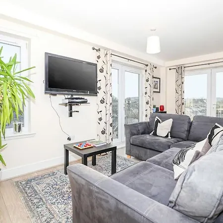 Waterfront Castle View 3 Bed Free Parking Lägenhet *