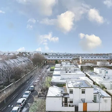 Waterfront Castle View 3 Bed Free Parking * Эдинбург