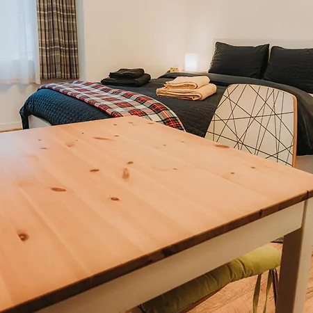 Accommodatie bij particulieren Large Bedroom, Close To Airport And Centre Edinburgh