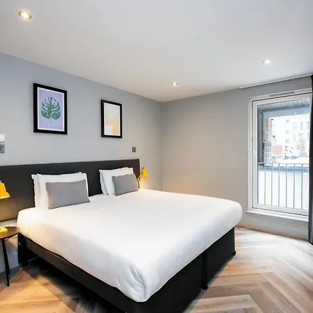 Staycity West End 4*