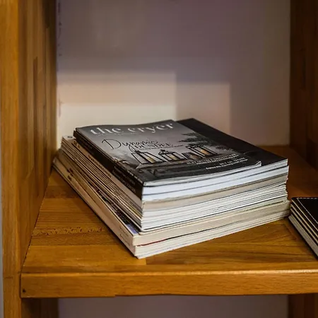 Δωμάτια σε οικογενειακή κατοικία Large Bedroom, Close To Airport And Centre Εδιμβούργο