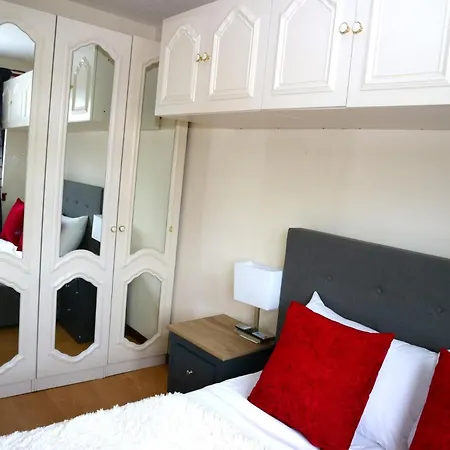 Duddingston 9 Bedroom Private House Or 9 Individual With Shared *