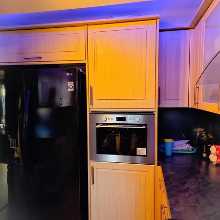Holiday home Duddingston 9 Bedroom Private House Or 9 Individual With Shared