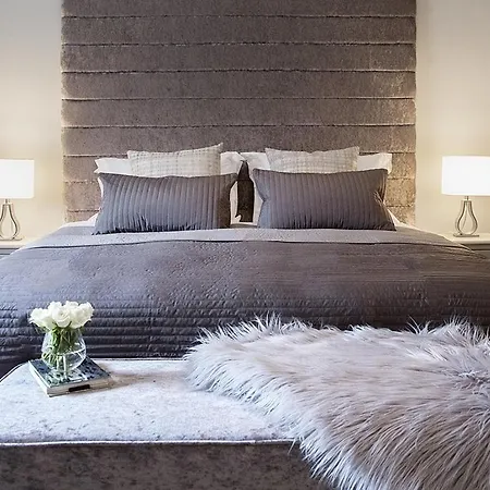 The Lane Hotel 4*