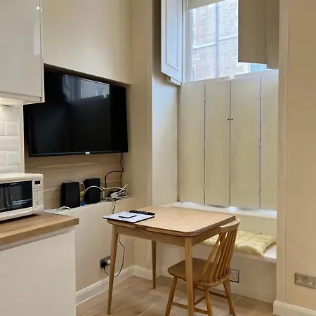 Centre 1bed Flat Near Castle & Uni