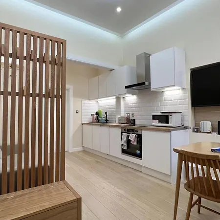 Centre 1bed Flat Near Castle & Uni