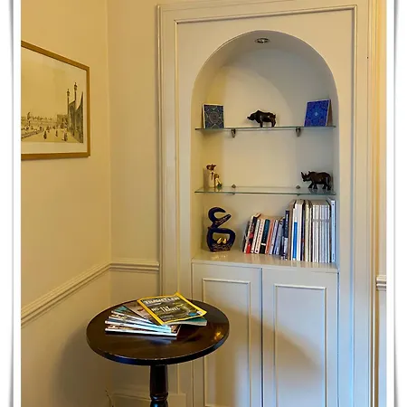 Apartment Beautifully Decorated 2bed Apt- Gem In Center *