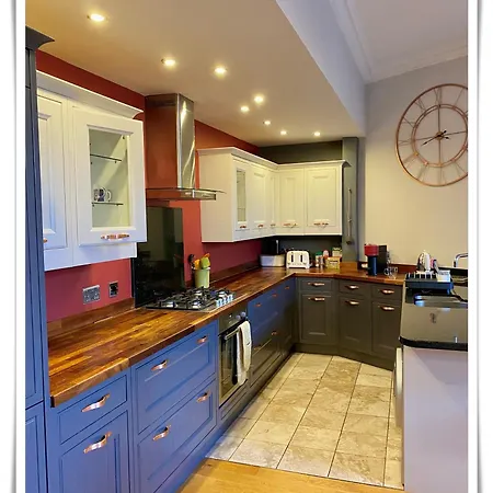 アパート Beautifully Decorated 2bed Apt- Gem In Center *