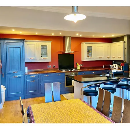 Appartamento Beautifully Decorated 2bed Apt- Gem In Center Edimburgo