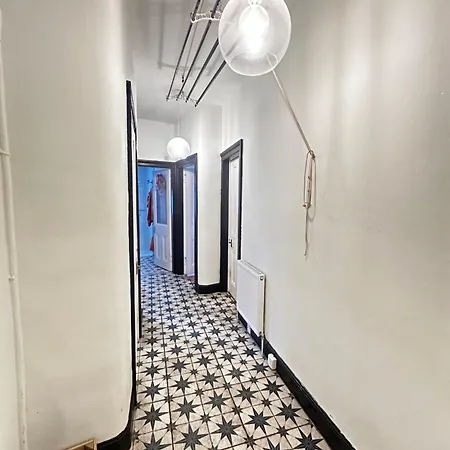 Apartment Cosey And Vibrant Flat In Leith,