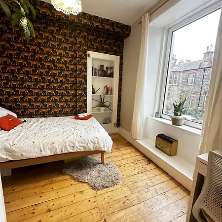 Cosey And Vibrant Flat In Leith, 에든버러