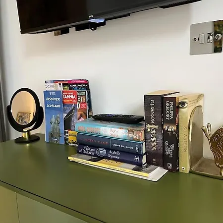 Cosy Apartment, Free Street Parking 에든버러