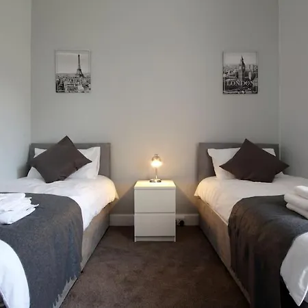 Modern Centre In Hub *