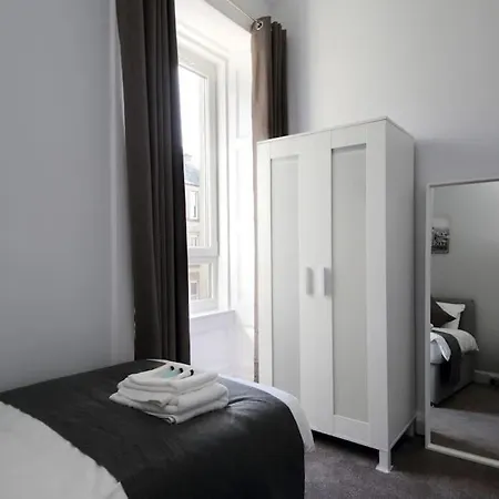 Modern Centre In Hub Эдинбург