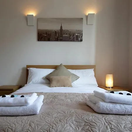 Апартаменты Modern Centre In Hub