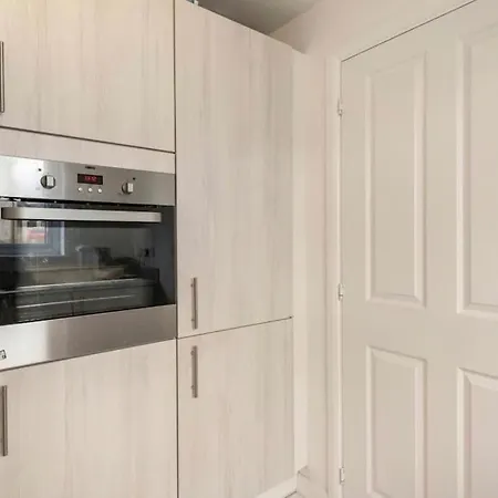 Superb Townhouse Silent *