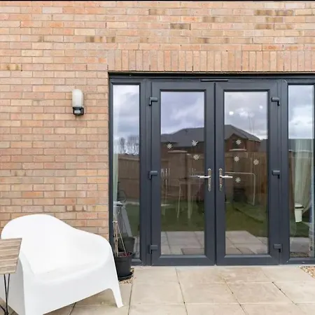 Superb Townhouse Silent Holiday home